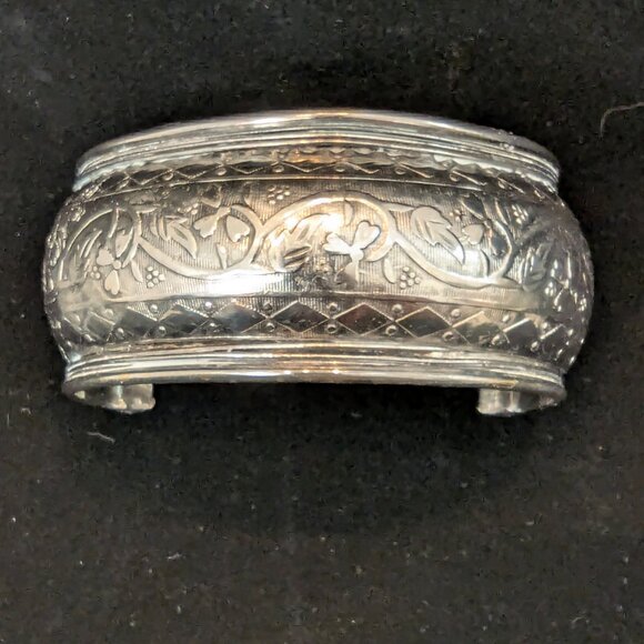 Vintage Sterling Silver Wide Cuff Bracelet - Ornate Floral Engraving & Repoussé - Picture 3 of 7